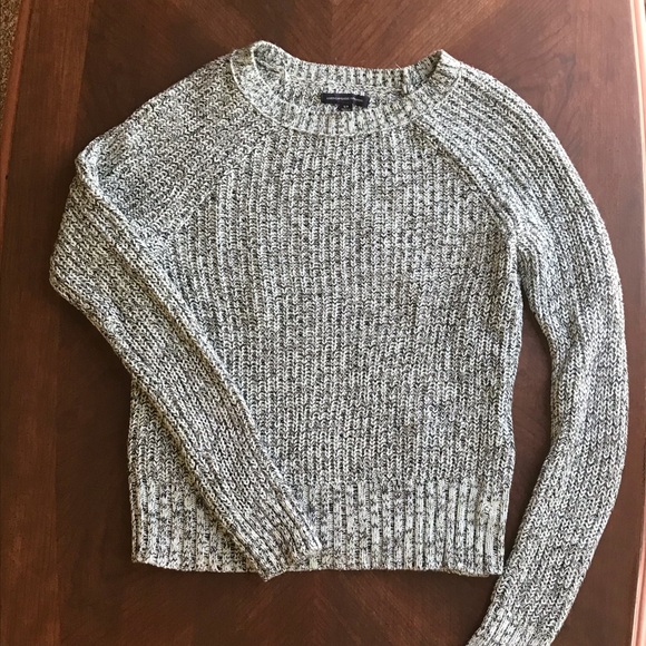 American Eagle Sweater - Picture 1 of 3
